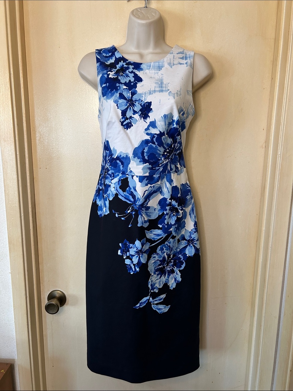 Mauve Navy and White Floral Cotton Sheath Dress size 6